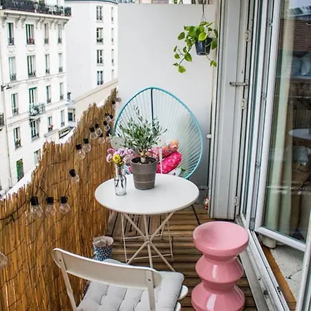 Apartment Charming Bright Apt With Balcony In Paris Paris